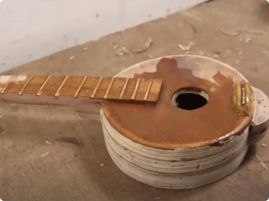 Read more about the article Plywood mandolin